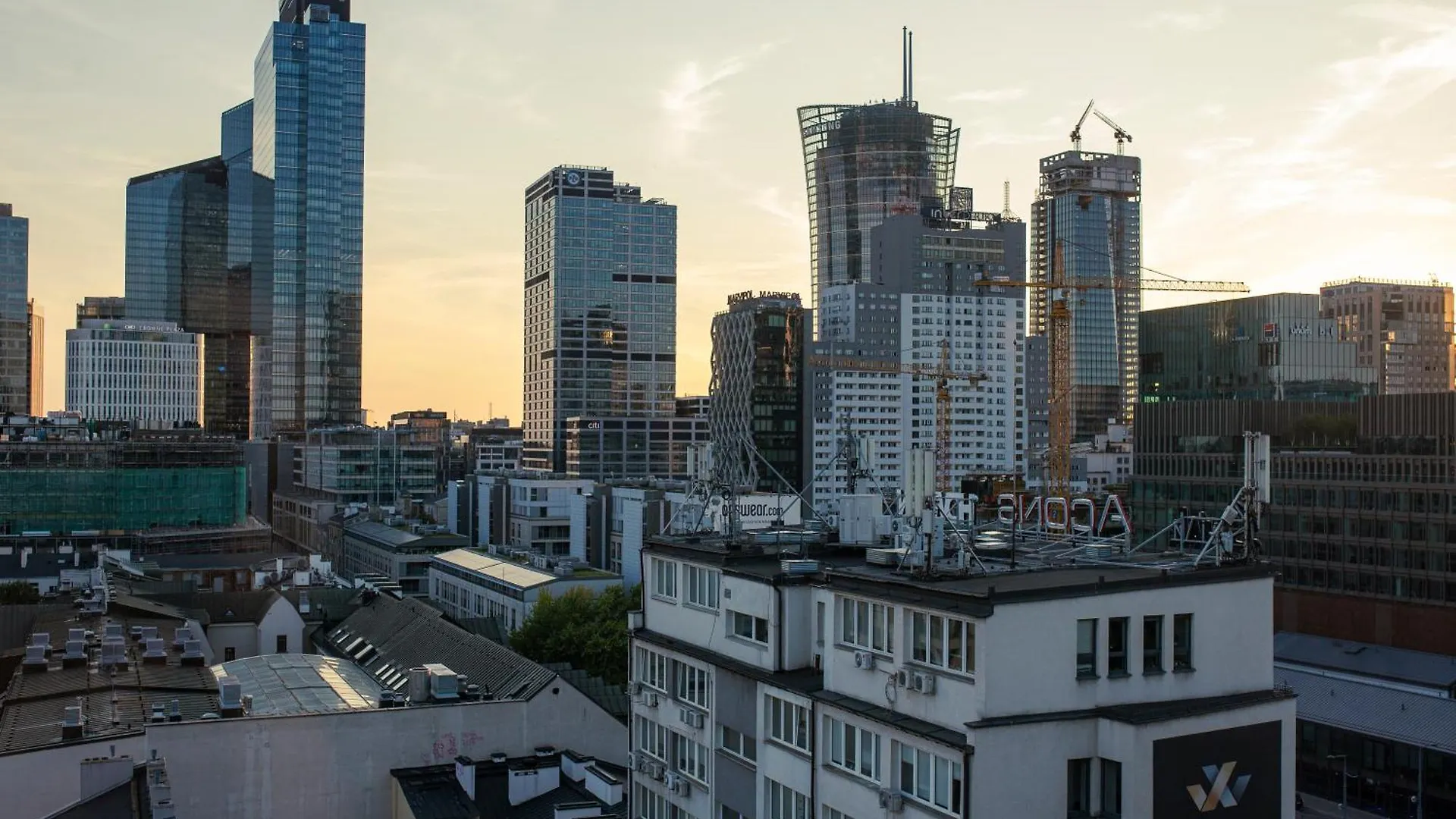 Iron Sunset Apartment Warsaw 0*,  Poland